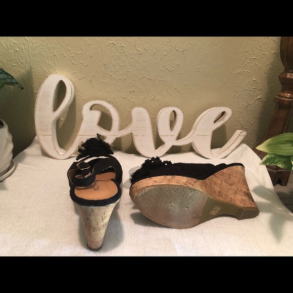 Black wedge heels - Picture 7 of 7